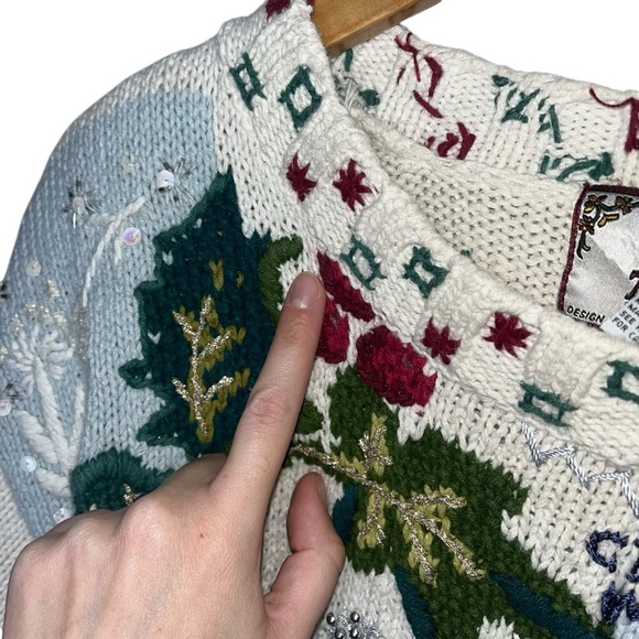 Tiara Christmas Rose Winter Cabin scene ugly tacky holiday sweater medium‎ 1990s - Picture 6 of 12